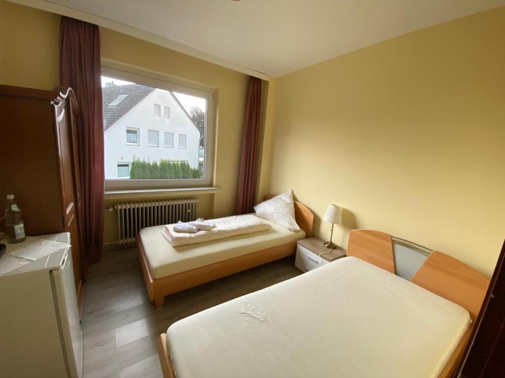 Taverna Hotel Roemerkrug Ганновер Экстерьер фото